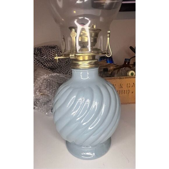 Oil lamp works! Glass globe Hong Kong sky blue - Picture 13 of 16